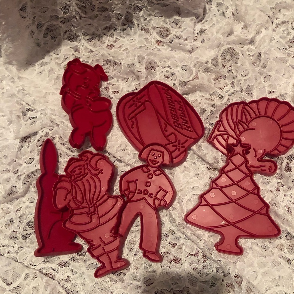 Tupperware Red Party Decorations with Holiday Shapes